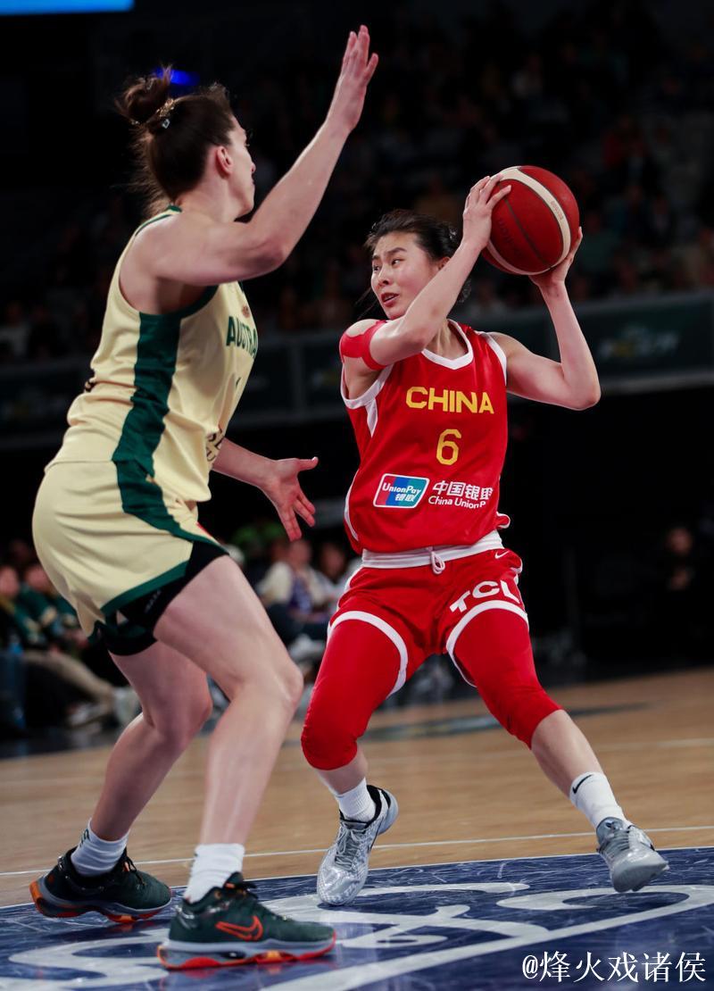 热身赛-中国女篮63-91负澳大利亚 王思雨18分 热身赛-中国女篮63-91负澳大利亚 王思雨18分