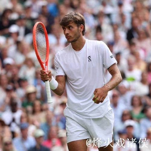 澳网次日德约科维奇逆转晋级 辛纳豪取跨年15连胜 澳网次日德约科维奇逆转晋级 辛纳豪取跨年15连胜